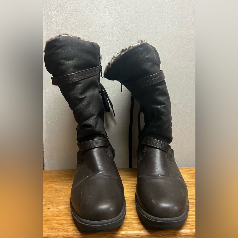 Totes Women's Brown Winter Boots